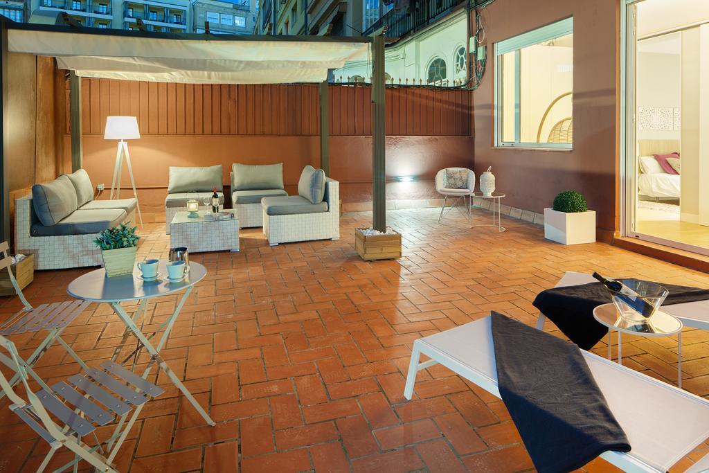 Habitat Apartments Barcelona Plaza Buitenkant foto